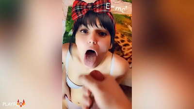 Ti fi lekòl segondè vin premye kom li nan bouch li nan men yon kondisip klas la